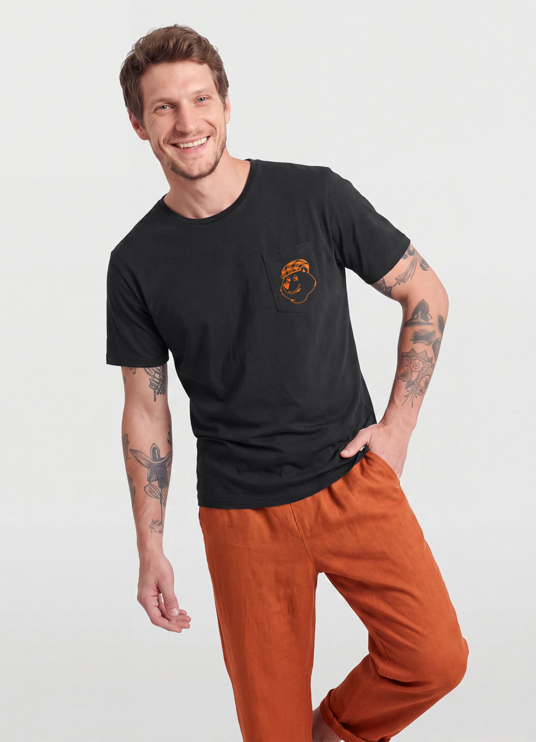 Camiseta Hombre Madrid Vibes pocket